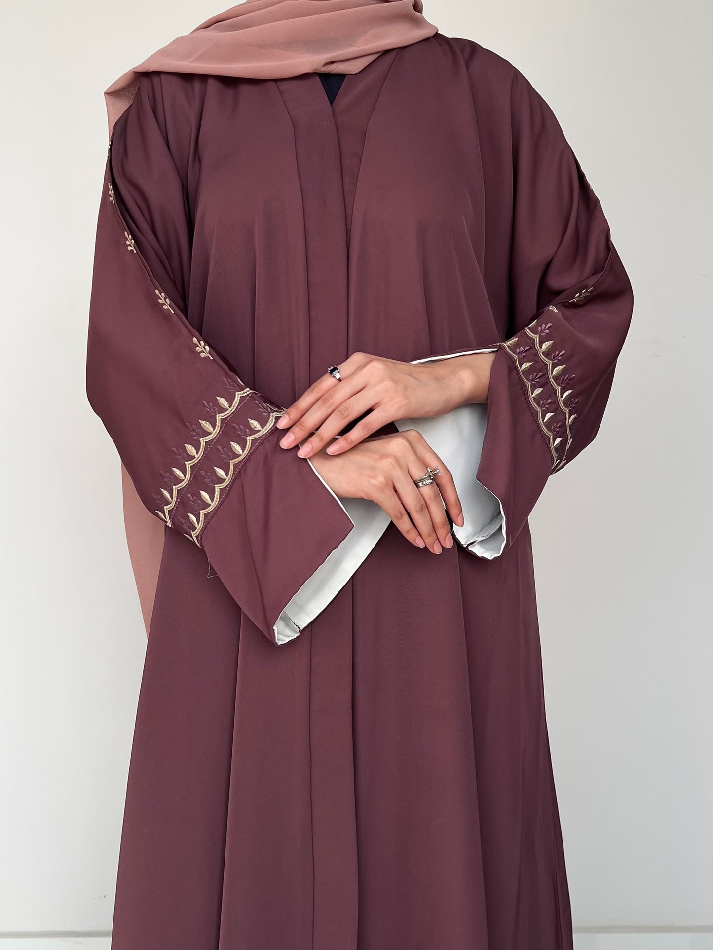 Velvet Dusk Abaya (FREE HIJAB)