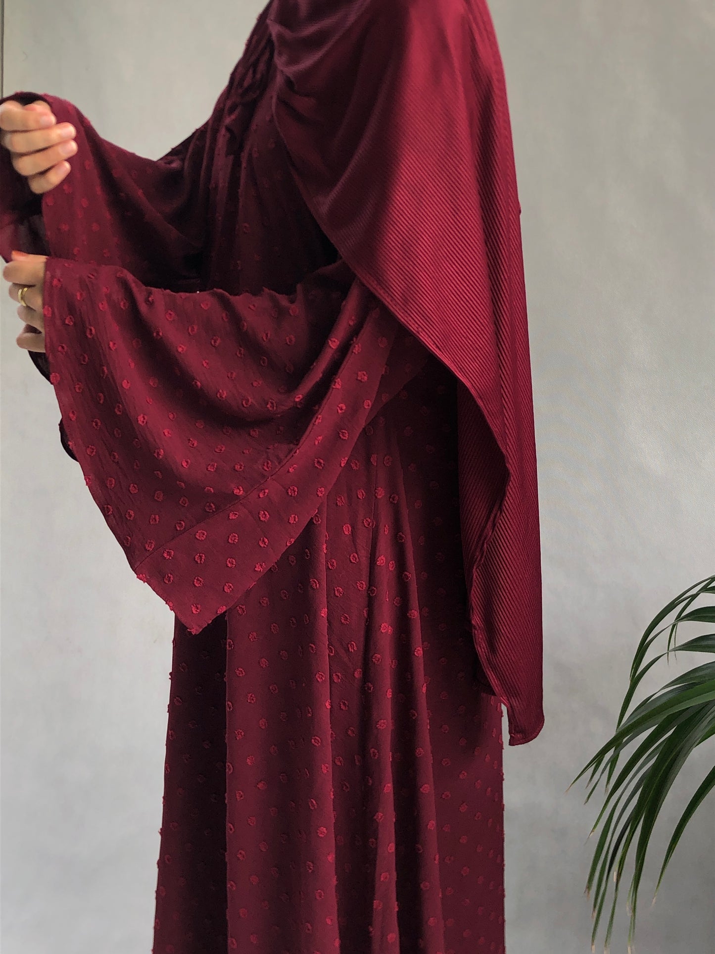 Luna Modest Maxi (Maroon)